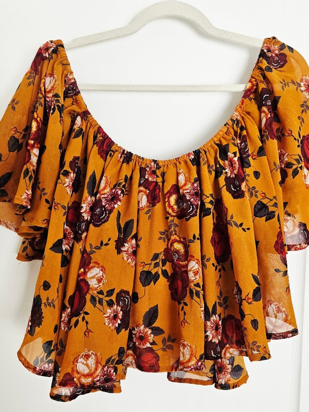 Street Wear Society Women's Floral Off The Soulder Top Size S